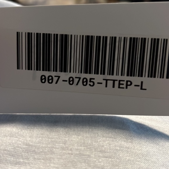 Against The Wind Ombre Top in Navy - Picture 5 of 5